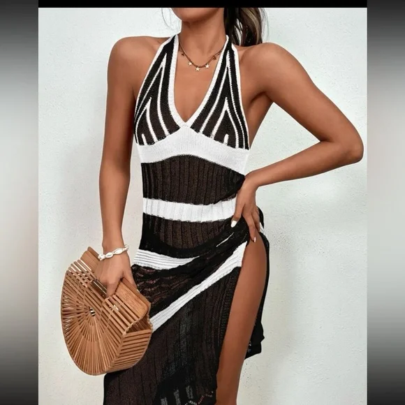 Black and white swimsuit cover up size L(8/9) - Picture 3 of 3